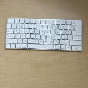 Apple Magic Keyboard